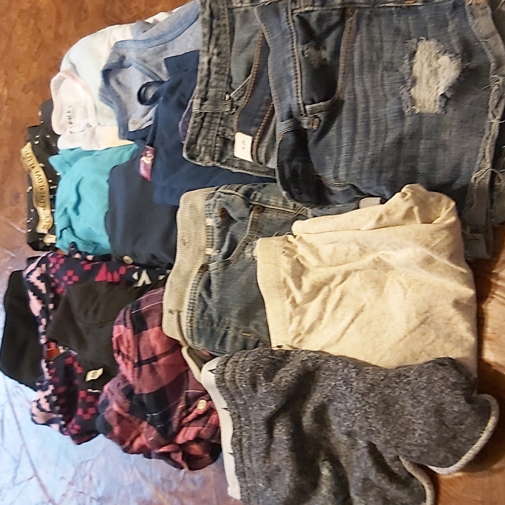 Girls clothing bundle sizes 10/12,